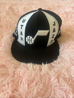 Utah Jazz Black & White Basketball Hat